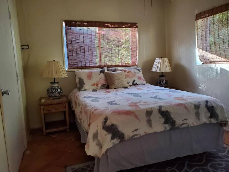 The Cottage At Villa Indigo 夏洛特阿马利亚 外观 照片
